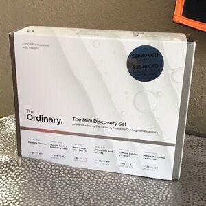 THE ORDINARY Skincare Essentials Set NIB